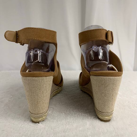 APT. 9 Women's Business Desert Comfort Wedge Sandals Size 9 - Picture 4 of 9